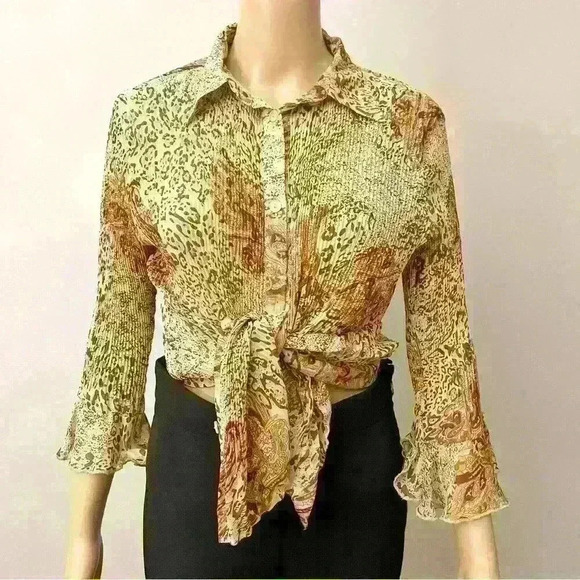Vintage brown floral & animal prints button down blouse. - Picture 2 of 5